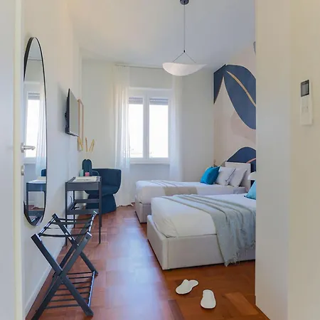 Διαμέρισμα The Rent - Wonderful Multi-bedroom In The Area Colonne Di San Lorenzo *