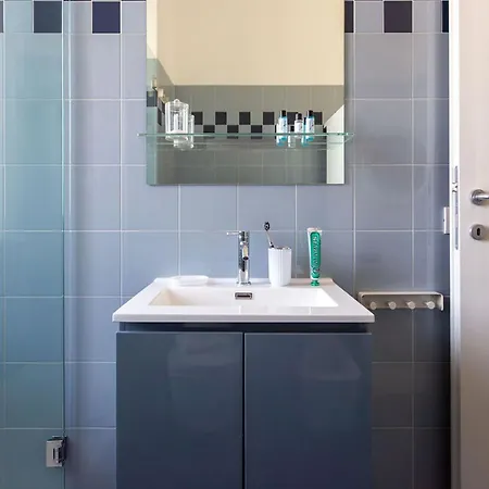 The Rent - Wonderful Multi-bedroom In The Area Colonne Di San Lorenzo Διαμέρισμα *