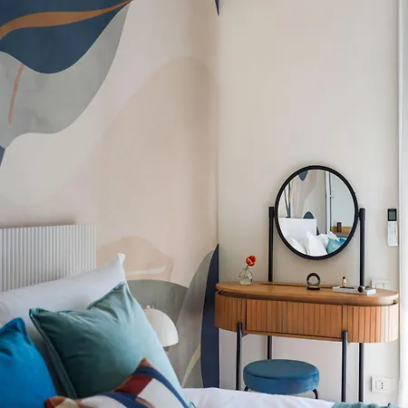 The Rent - Wonderful Multi-bedroom In The Area Colonne Di San Lorenzo Apartment Mailand